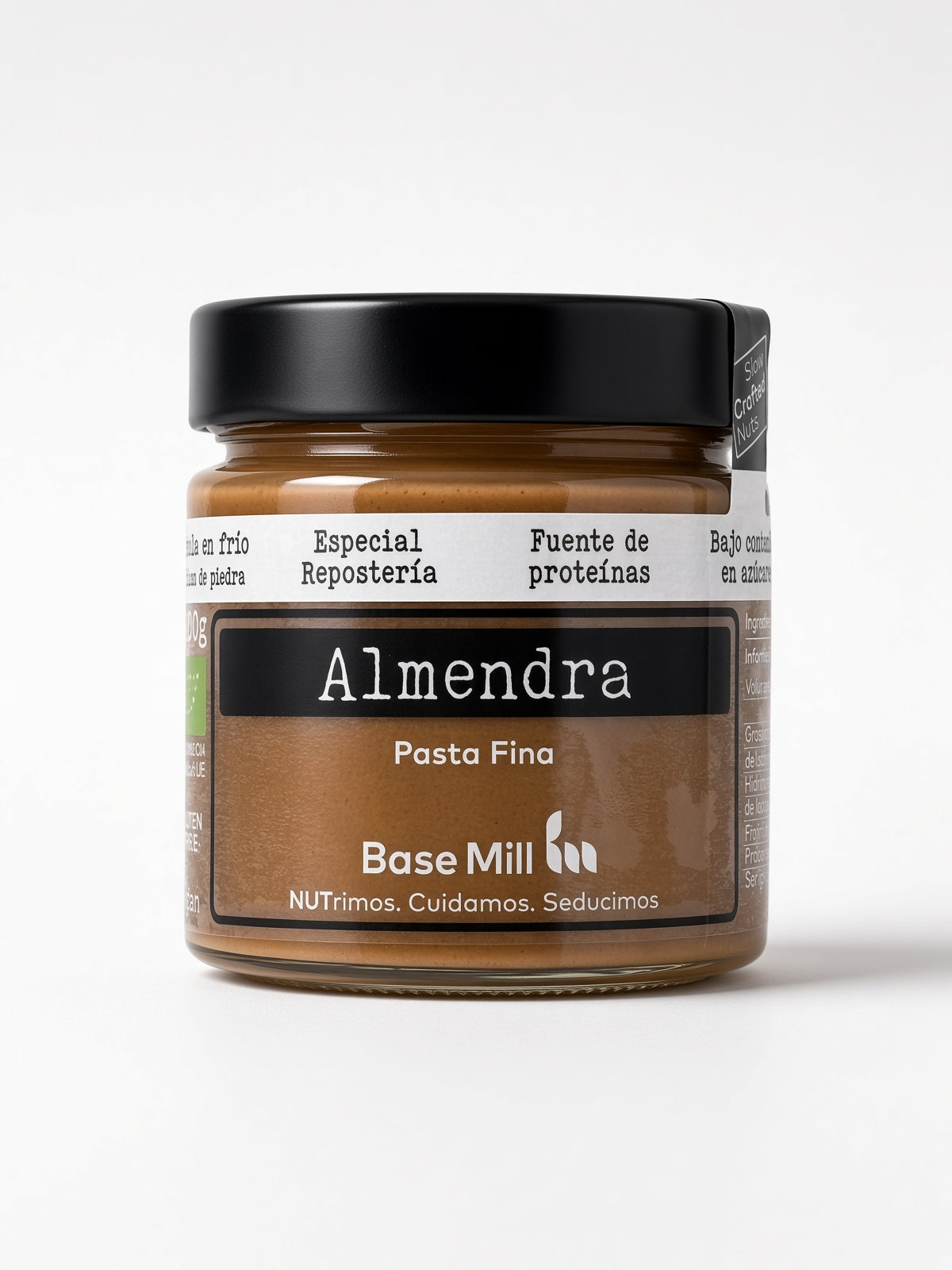 Beneficios de la Crema de Almendras: Energía, Proteínas y Salud en un Tarro