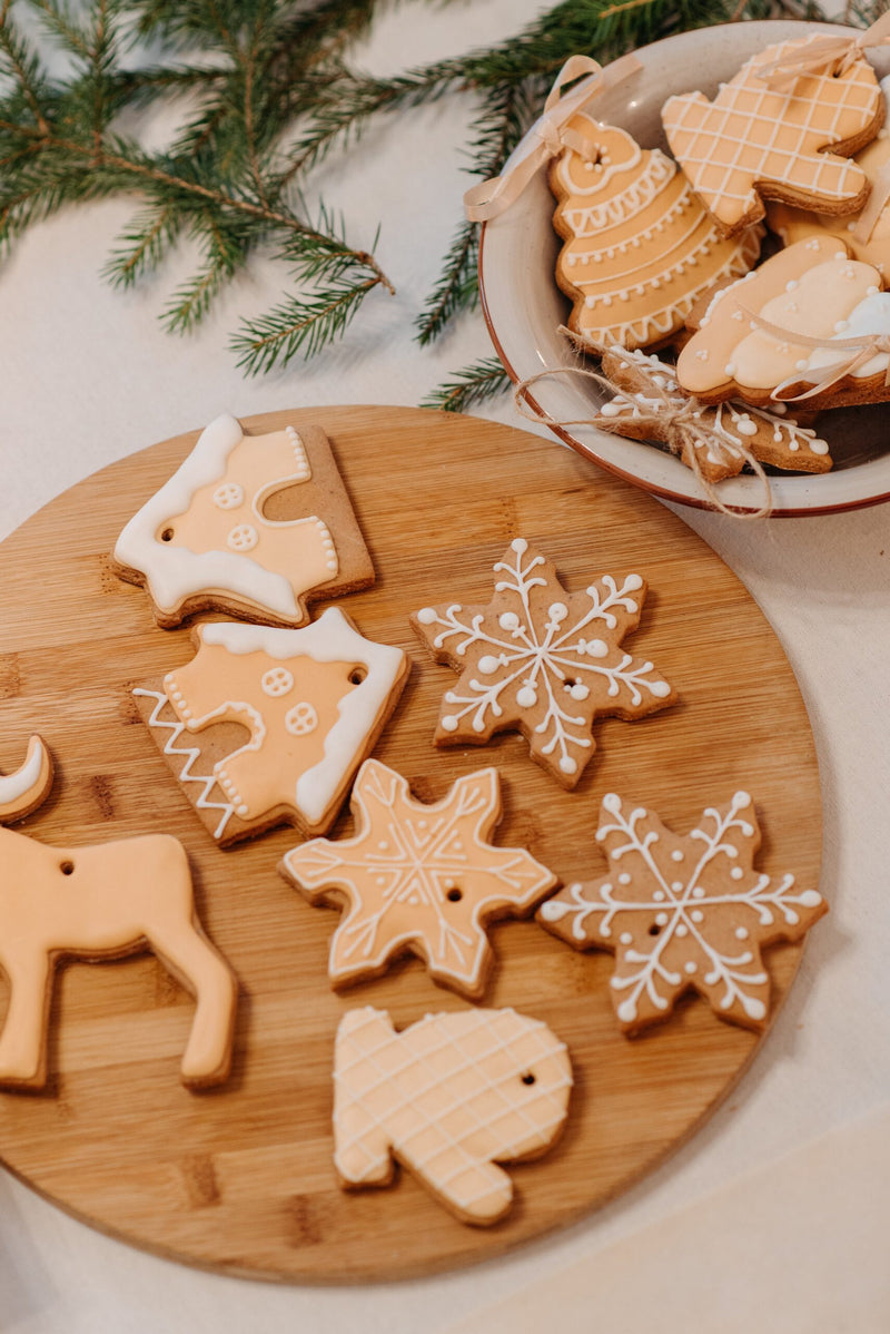 Recetas de galletas navideñas saludables con crema de almendras, leche de almendras y turrón